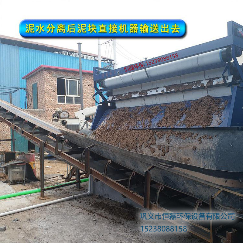 砂場泥漿壓濾機生產現(xiàn)場